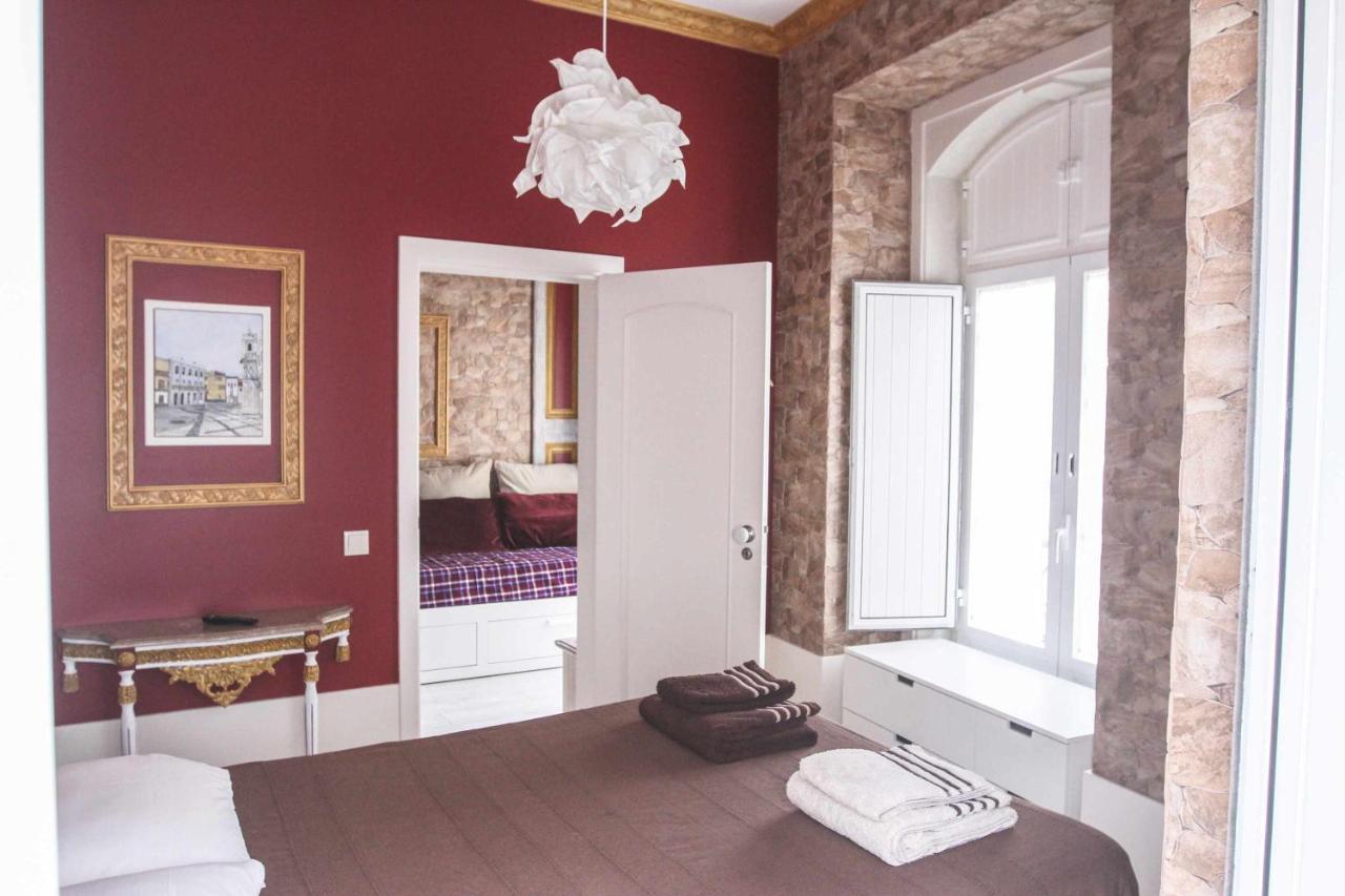 Legendary Bay Apartamento Tematico Apartment Seixal  Luaran gambar