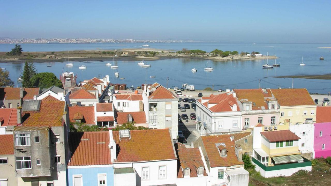 Legendary Bay Apartamento Tematico Apartment Seixal  Luaran gambar