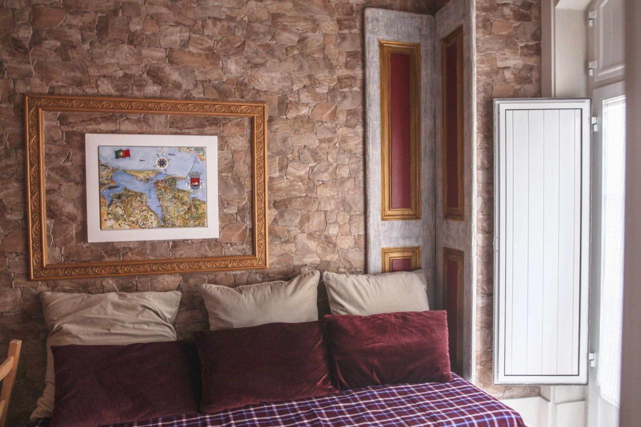 Legendary Bay Apartamento Tematico Apartment Seixal  Luaran gambar